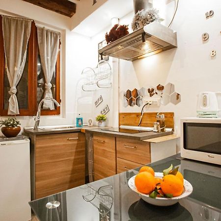 Residenza Garibaldi Apartment Venesia Bagian luar foto
